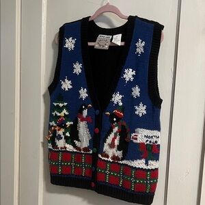 Penguin Christmas Hand-Knit Vest Snowflakes Plaid M